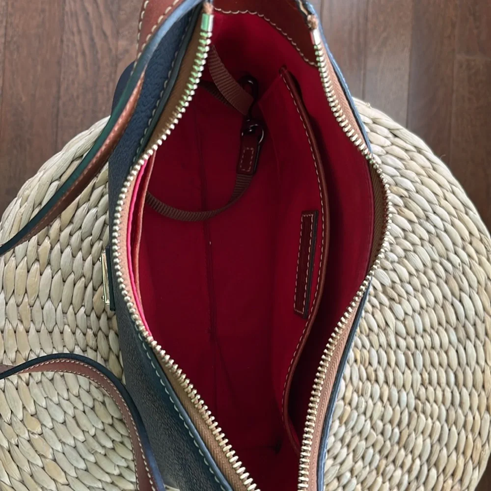 Dooney & Bourke Small leather Hobo bag in Navy Blue.